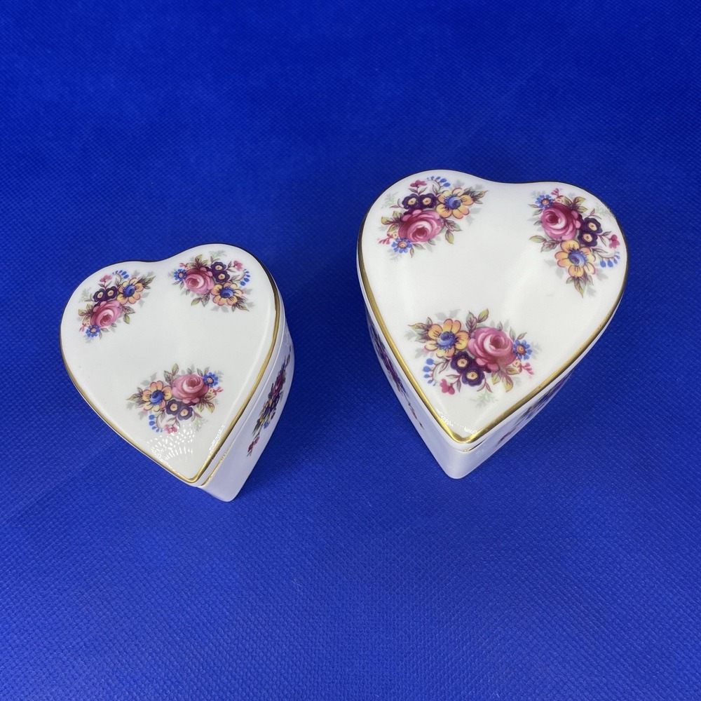 Set of 2  Heart Shaped Floral Kirk & Matz Bone China Trinket/Jewelry/Pill Boxes